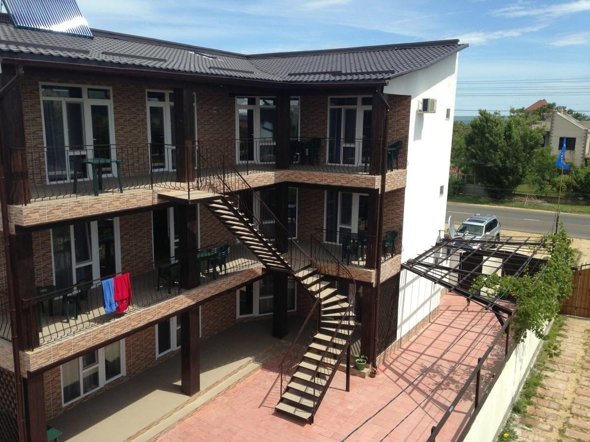 Мини-Отель  Аквитания Затока Экстерьер фото